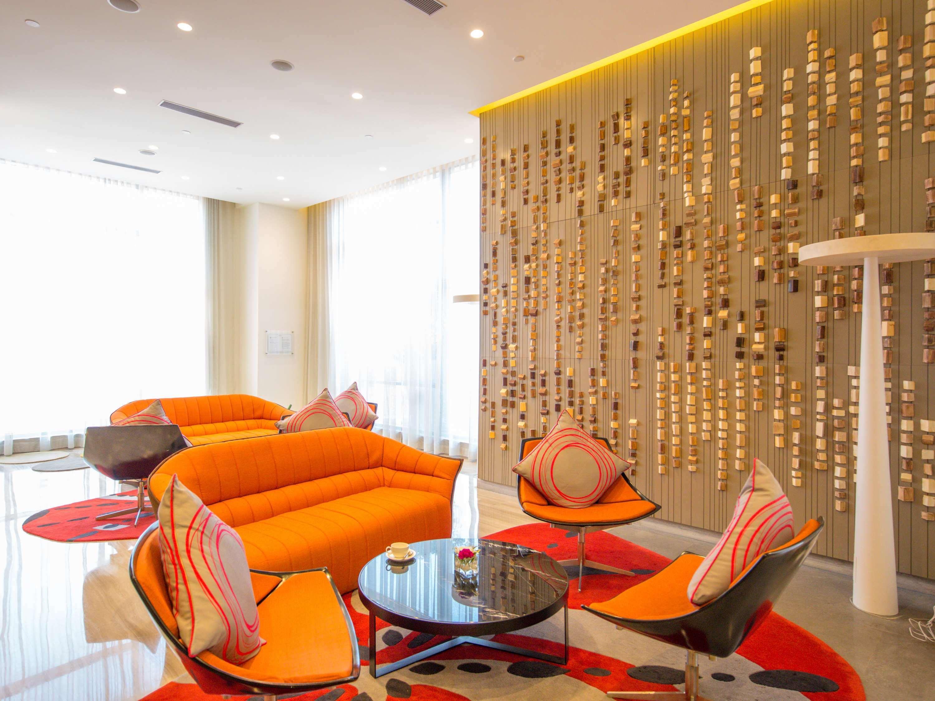 Novotel Chennai Sipcot Ngoại thất bức ảnh The interior of the hotel